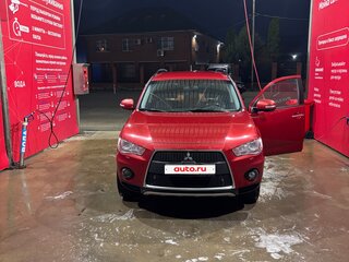 2011 Mitsubishi Outlander II Рестайлинг, красный, 960000 рублей, вид 2
