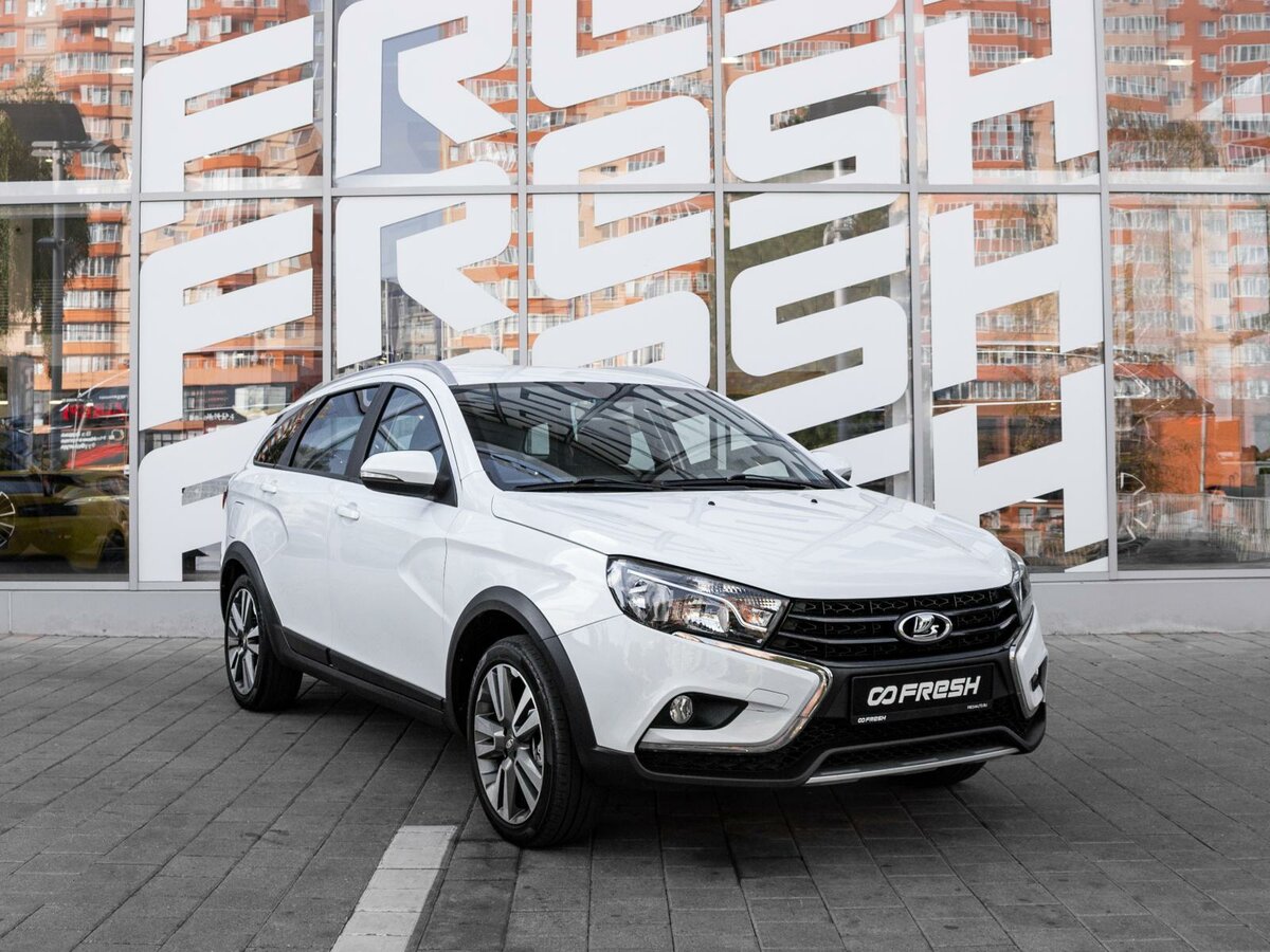 Открыть фотографии: Lada (ВАЗ) Vesta I
