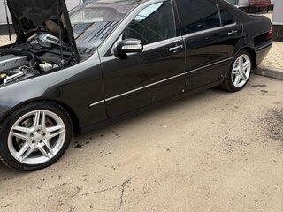 2003 Mercedes-Benz S-Класс 500 Long IV (W220) Рестайлинг, чёрный, 830000 рублей, вид 2