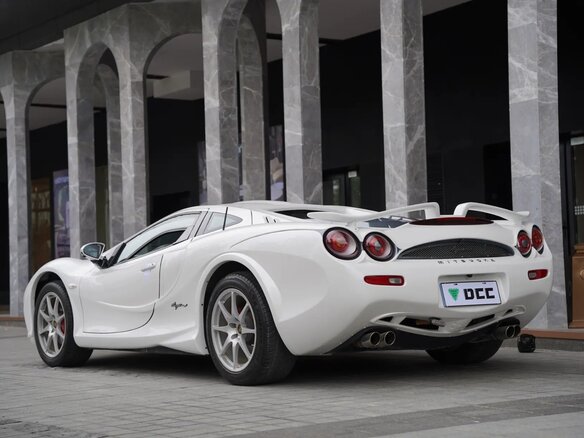 2010 Mitsuoka Orochi, белый - вид 4