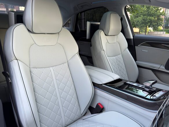 2025 Audi S8 IV (D5) Рестайлинг, серый - вид 28