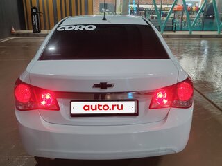 2012 Chevrolet Cruze I, белый, 800000 рублей, вид 3
