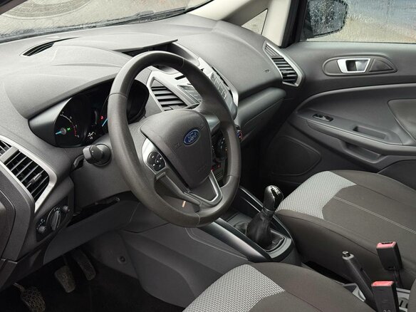 2017 Ford EcoSport II, чёрный - вид 9