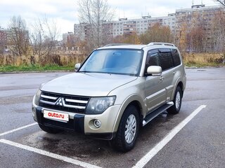 2008 Mitsubishi Pajero IV, бежевый, 1270000 рублей, вид 1
