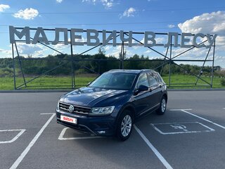 2017 Volkswagen Tiguan II, синий, 1795000 рублей, вид 1