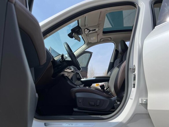 2023 BMW X1 20Li sDrive III (U11/U12), белый - вид 6