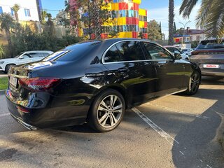 2021 Mercedes-Benz E-Класс 220 d V (W213, S213, C238) Рестайлинг, чёрный, 2599000 рублей, вид 3