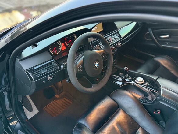 2007 BMW M5 IV (E60/E61), чёрный, 2350000 рублей - вид 6
