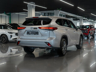 2026 Toyota Highlander IV (XU70), серый, 5750000 рублей, вид 5