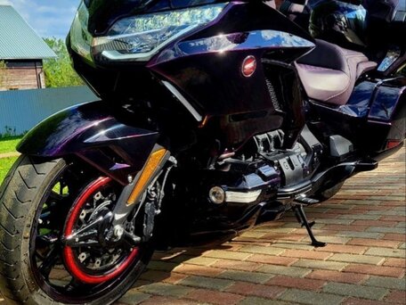 2023 Honda GL 1800 Gold Wing, фиолетовый, 3999000 рублей, вид 2
