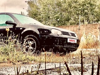 2001 Volkswagen Golf IV, чёрный, 400000 рублей, вид 2