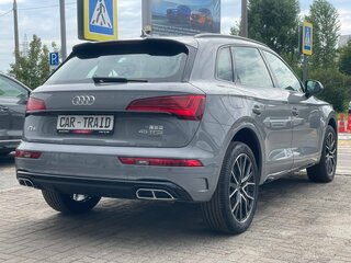2025 Audi Q5 L 45 TFSI II (FY) Рестайлинг, серый, 5690000 рублей, вид 5