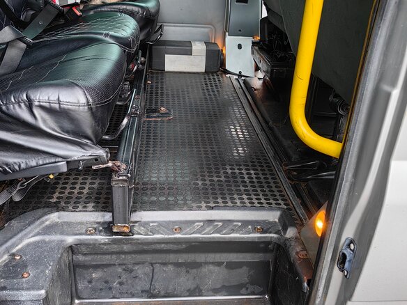 2007 Ford Transit, серебристый, 1150000 рублей - вид 9