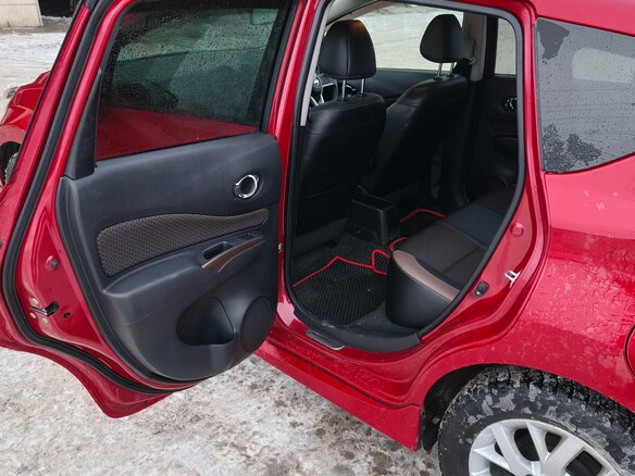 2018 Nissan Note e-Power II Рестайлинг, красный, 1130000 рублей - вид 22