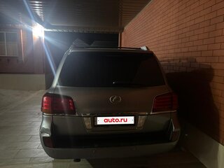 2011 Lexus LX 570 III, серебристый, 3100000 рублей, вид 2