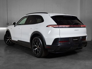 2026 Porsche Cayenne Electric Coupé IV, белый, 22037664 рублей, вид 4