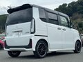 2023 Honda N-BOX III, белый, 1050000 рублей - вид 4