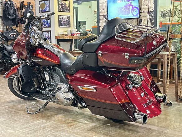 2014 Harley-Davidson CVO Limited, красный, 1980000 рублей - вид 12