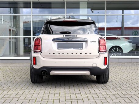 2022 Mini Countryman Cooper II Рестайлинг, белый, 2650000 рублей, вид 4