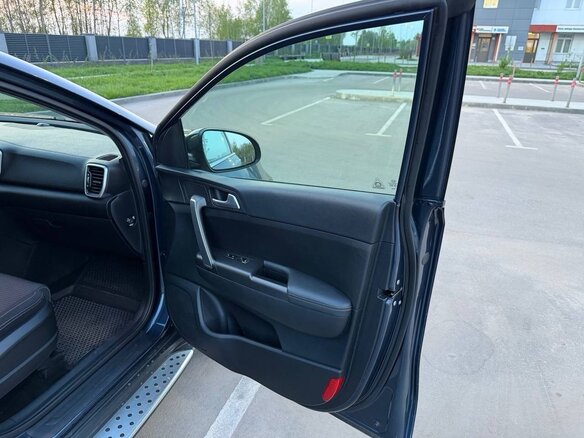 2021 Kia Sportage IV Рестайлинг, синий, 2490000 рублей - вид 30