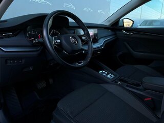 2021 Skoda Octavia IV (A8), белый, 2150400 рублей, вид 5