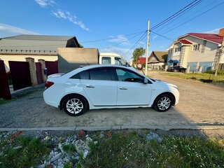 2012 Chevrolet Cruze I, белый, 490000 рублей, вид 3