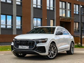 2018 Audi Q8 55 TFSI I (4M), белый, 4250000 рублей, вид 2
