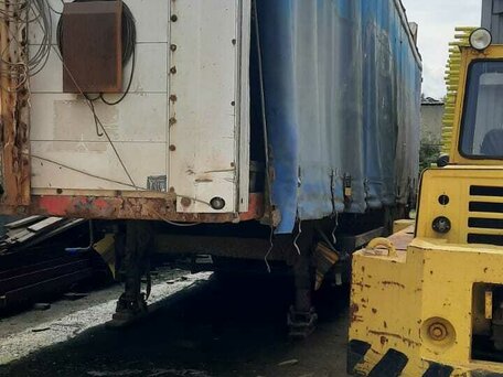 2001 Schmitz Cargobull S01, красный, 550000 рублей, вид 2