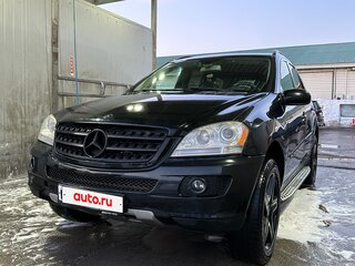 2005 Mercedes-Benz M-Класс 350 II (W164), чёрный, 1400000 рублей, вид 4