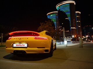 2017 Porsche 911 Carrera 4 GTS VII (991) Рестайлинг, жёлтый, 8900000 рублей, вид 2