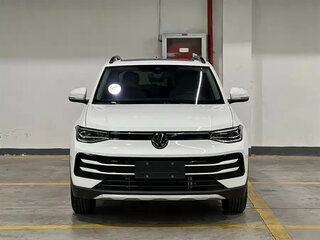 2025 Volkswagen Tharu XR, белый, 1800000 рублей, вид 1