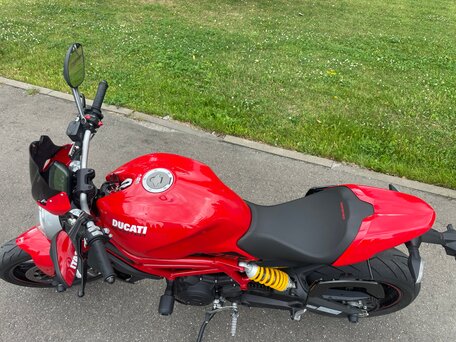 2020 Ducati Monster 797, красный, 890000 рублей, вид 5