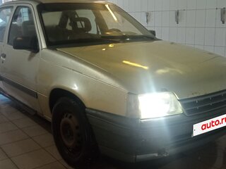 1986 Opel Kadett E, жёлтый, 50000 рублей, вид 1
