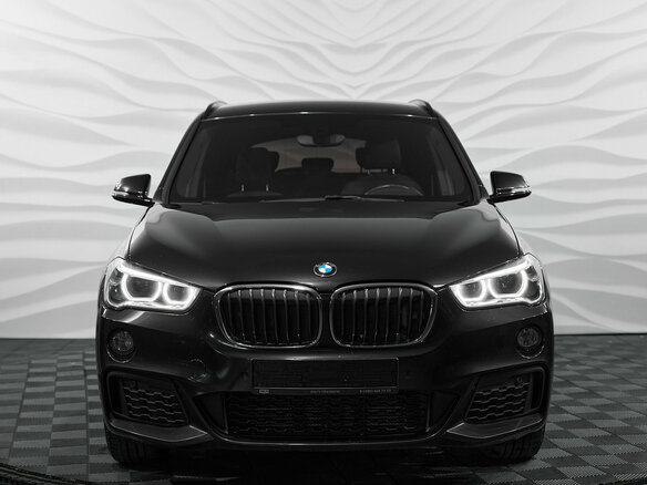 2019 BMW X1 20i xDrive II (F48), чёрный - вид 1