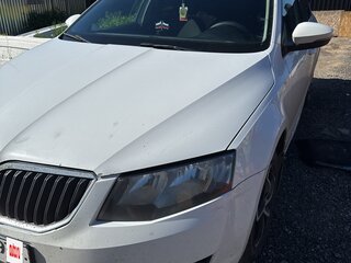 2016 Skoda Octavia III (A7), белый, 500000 рублей, вид 1
