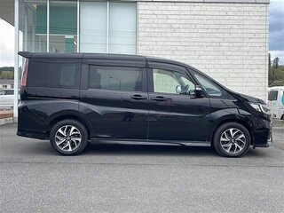 2020 Honda Stepwgn Spada V Рестайлинг, чёрный, 1749000 рублей, вид 4