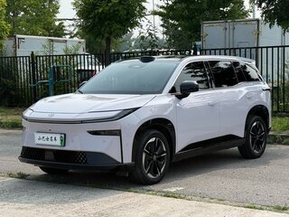 2026 Toyota bZ3X 50 kWh, серый, 2100000 рублей, вид 3