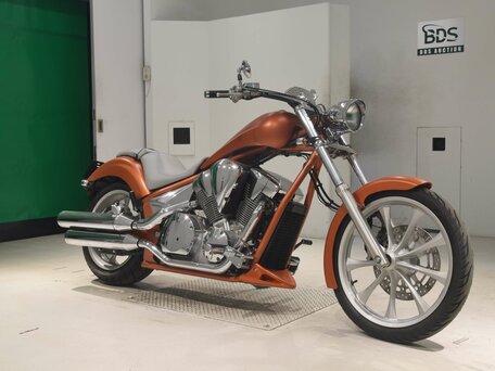 2011 Honda VT 1300CX Fury, оранжевый, 840000 рублей, вид 4