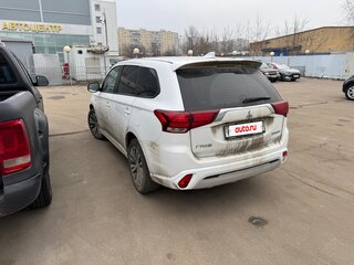 2022 Mitsubishi Outlander III Рестайлинг 3, белый, 3350000 рублей, вид 2