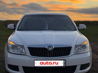 2012 Skoda Octavia II (A5) Рестайлинг, белый, 777776 рублей, вид 2