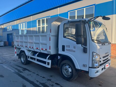 2024 Isuzu Elf (N-series), белый, 5149000 рублей, вид 3