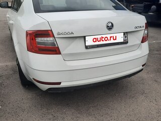 2017 Skoda Octavia III (A7) Рестайлинг, белый, 850000 рублей, вид 3