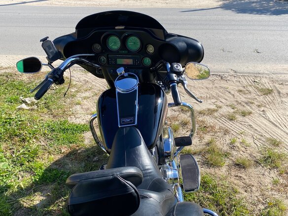 2006 Harley-Davidson Electra Glide, чёрный, 800000 рублей - вид 2