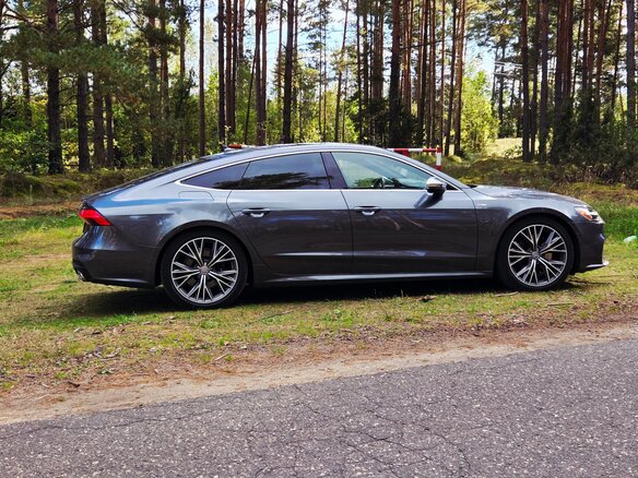 2018 Audi A7 55 TFSI II (4K), серый, 4104240 рублей - вид 7