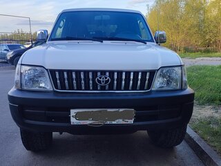 2000 Toyota Land Cruiser Prado 90 Series Рестайлинг, белый, 1780000 рублей, вид 1