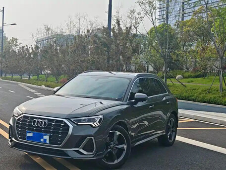 Audi Q3 II (F3)