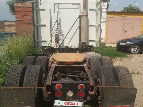 2002 Freightliner Columbia, белый, 1700000 рублей - вид 9