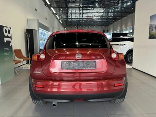 2011 Nissan Juke I, красный, 925000 рублей, вид 5