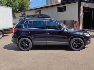 2011 Volkswagen Tiguan I, чёрный, 1290000 рублей, вид 4