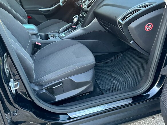2011 Ford Focus III, чёрный, 900000 рублей - вид 16